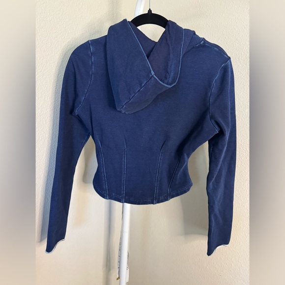 🌺Good American Cropped Hooded Pullover Top - Picture 3 of 4